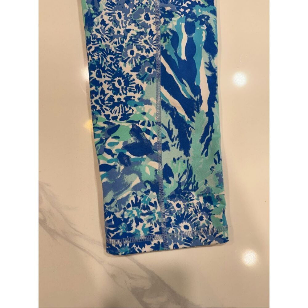 Lilly Pulitzer Luxletic Hey Hey Solei Print Weekender Cropped Leggings Size Smal - Picture 3 of 7